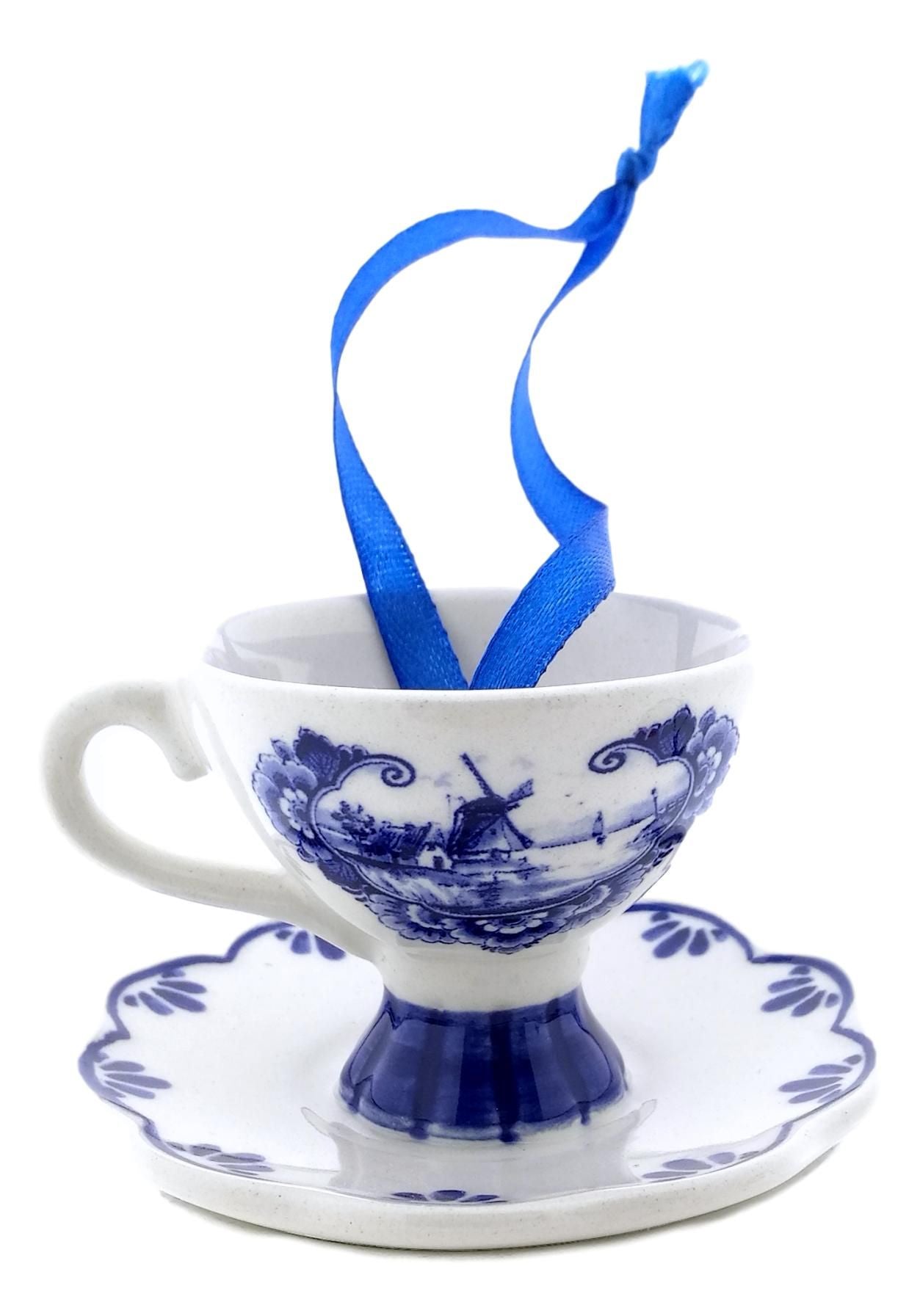 Heinen Delfts Blauw kerstornament kop en schotel blauw/wit