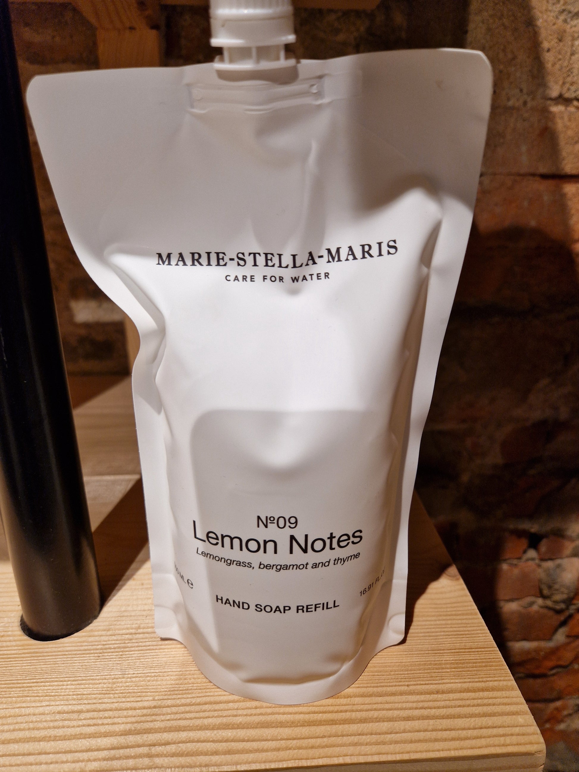 Marie-Stella-Maris hand zeep navulling Lemon notes