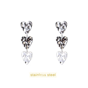 3 Hammered Hearts - RH