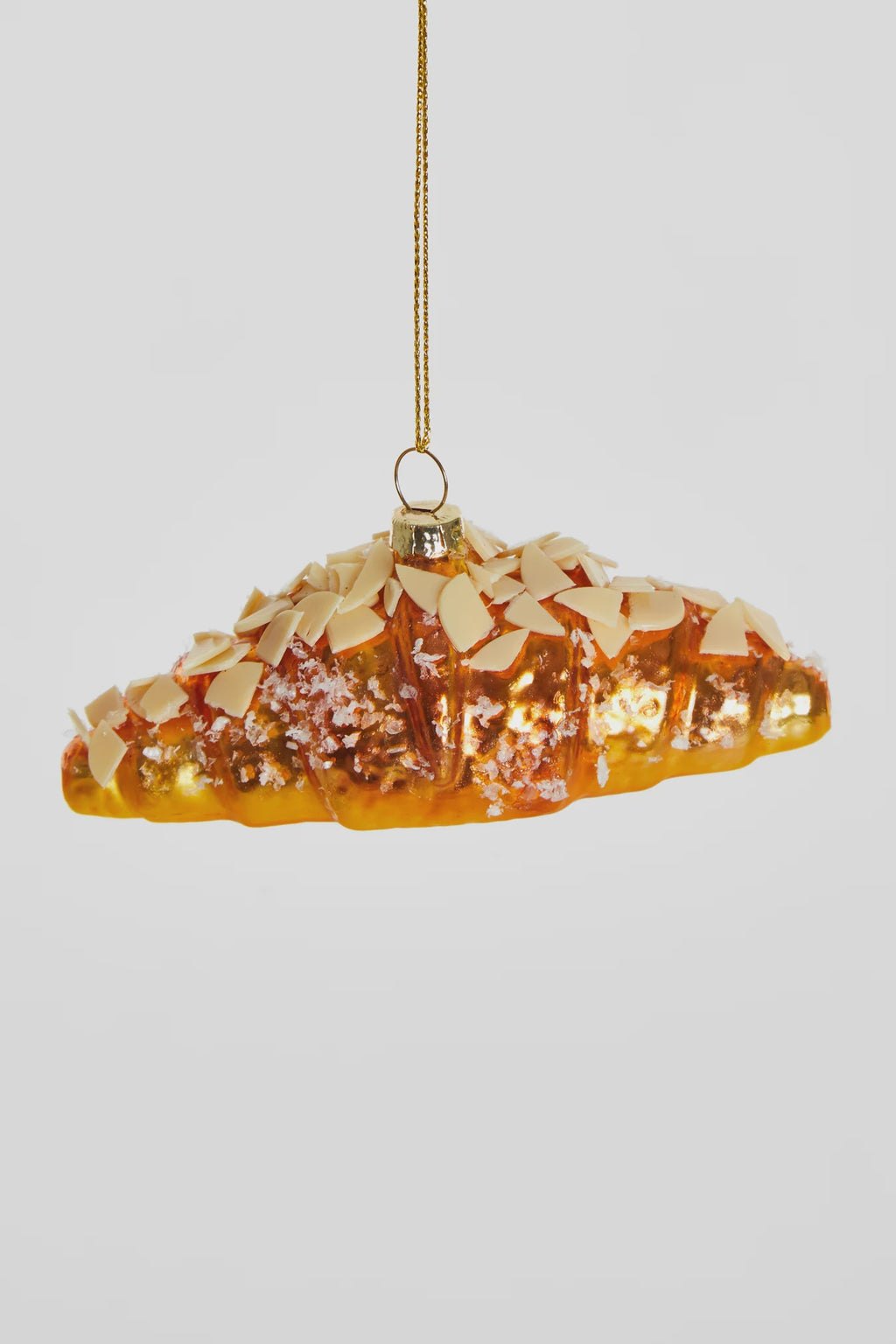 Amandelcroissant kerstornament Yup in de boom