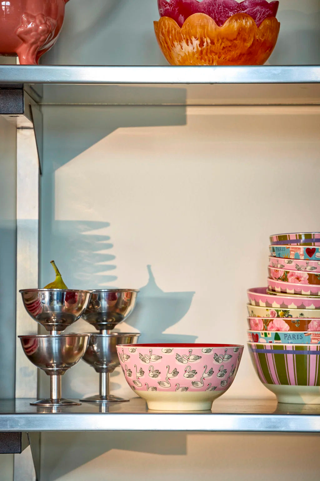 Melamine Bowl with Swan Medium