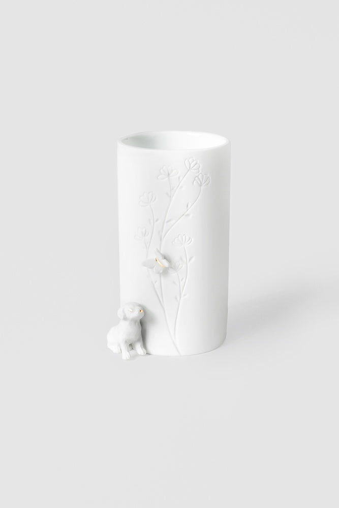 Vaas porselein zittende hond Räder