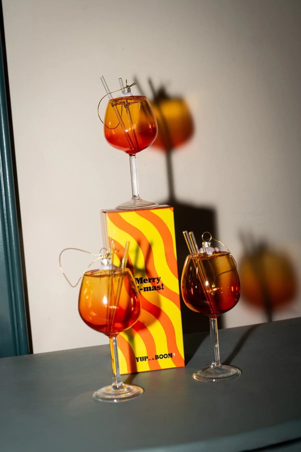 Spritz Kerstornament Yup in de boom
