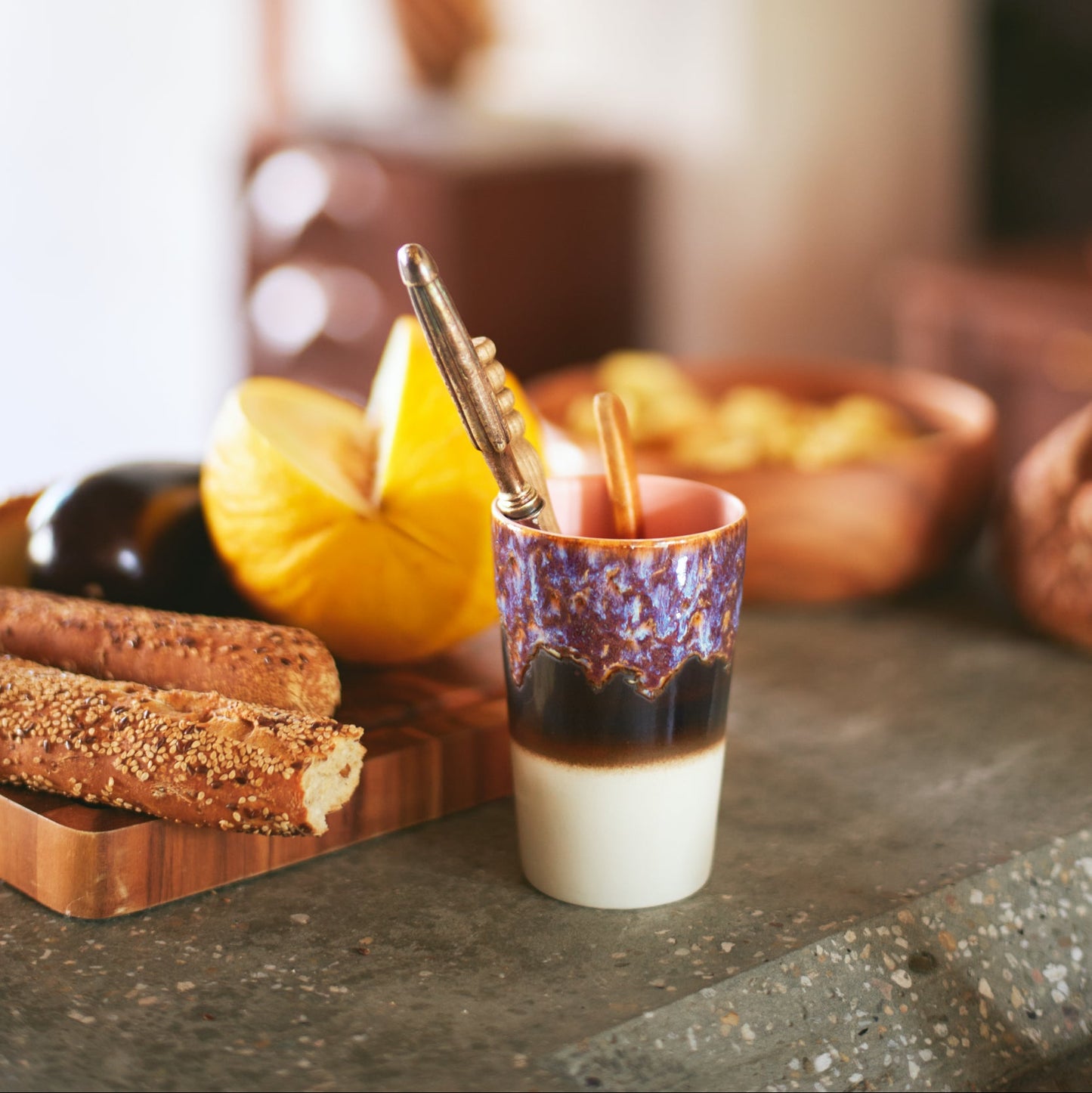 Thee mok Aurora HK Living