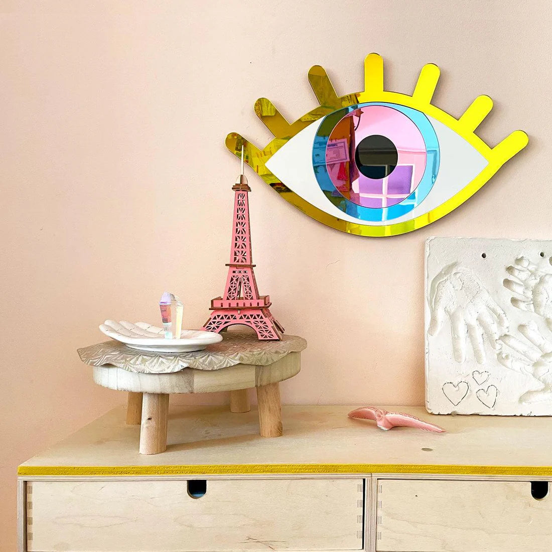 'Eye see you' spiegel La miséto