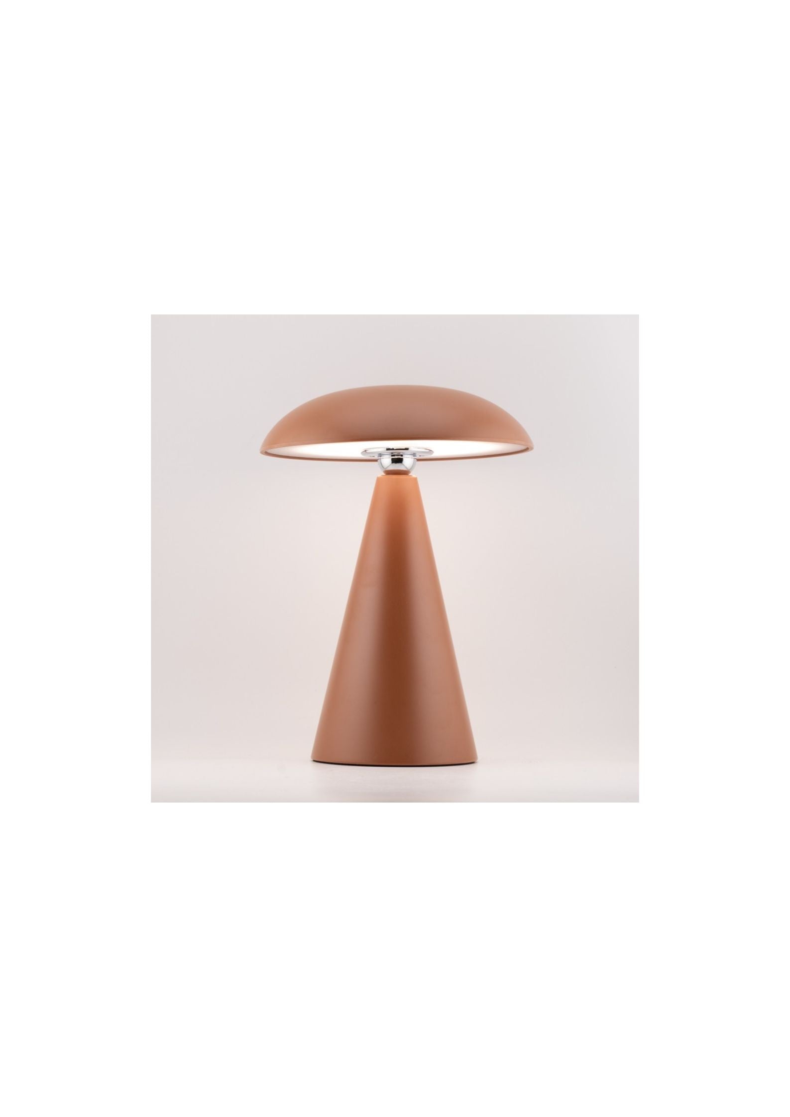 Bureaulamp Mushie LED op accu mat aubern
