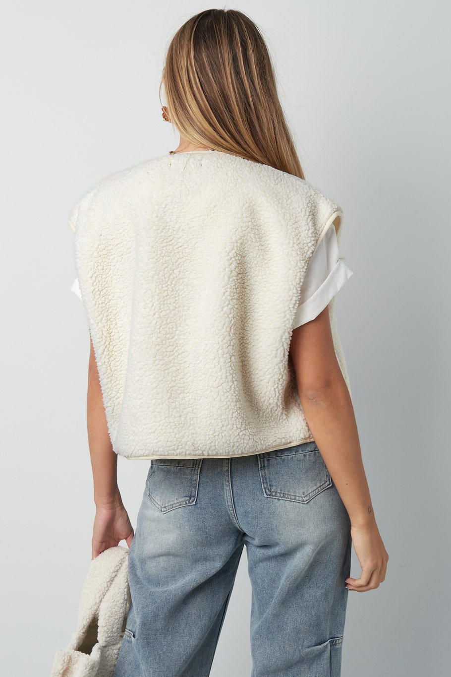 Fluffy teddy vest wit